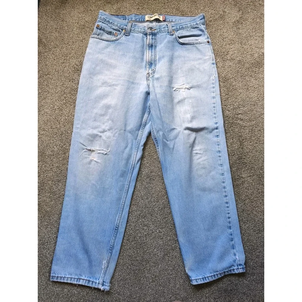 Levi's 560 Men's Relaxed Fit Distressed Light Wash Jeans 36X30‎